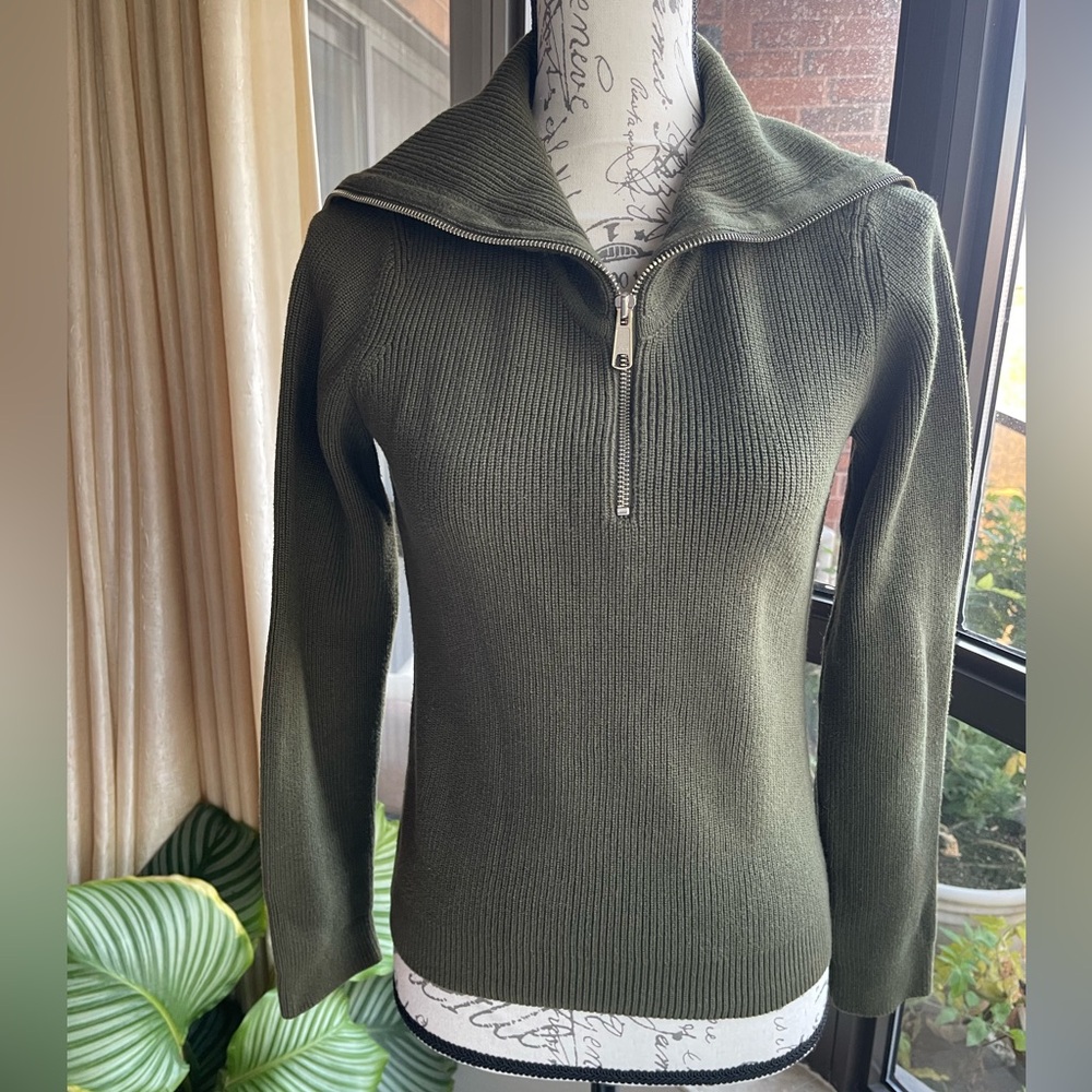 Sutton studio (Bloomingdale's brand) size S/P NWOT